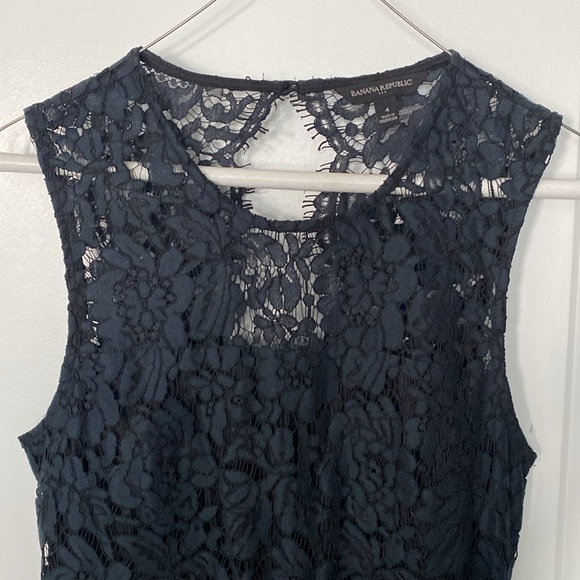 Banana Republic lace dress size 4 - Picture 6 of 7
